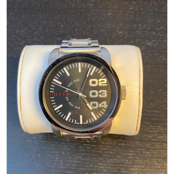 Diesel Men's Black Dial Stainless Steel Watch - Picture 2 of 5